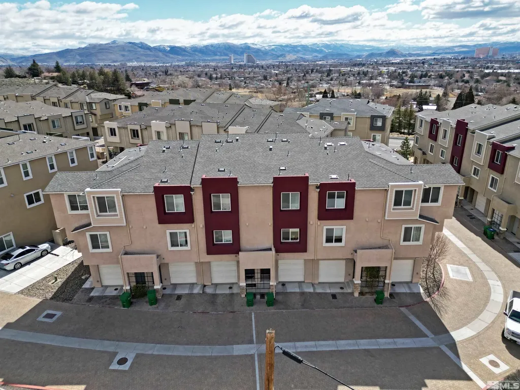 3006 Sterling Ridge Sparks NV 89431