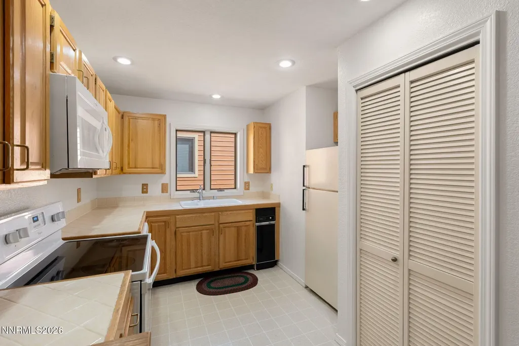 120 Village Incline Village NV 89451