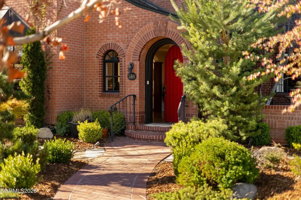581 Ridge Reno NV 89501