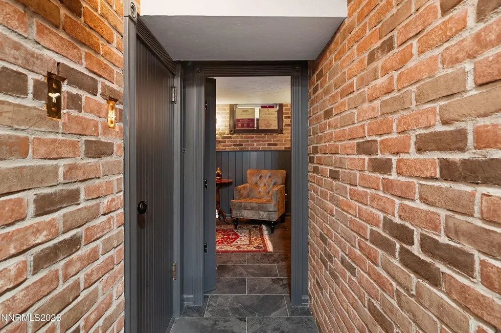 581 Ridge Reno NV 89501
