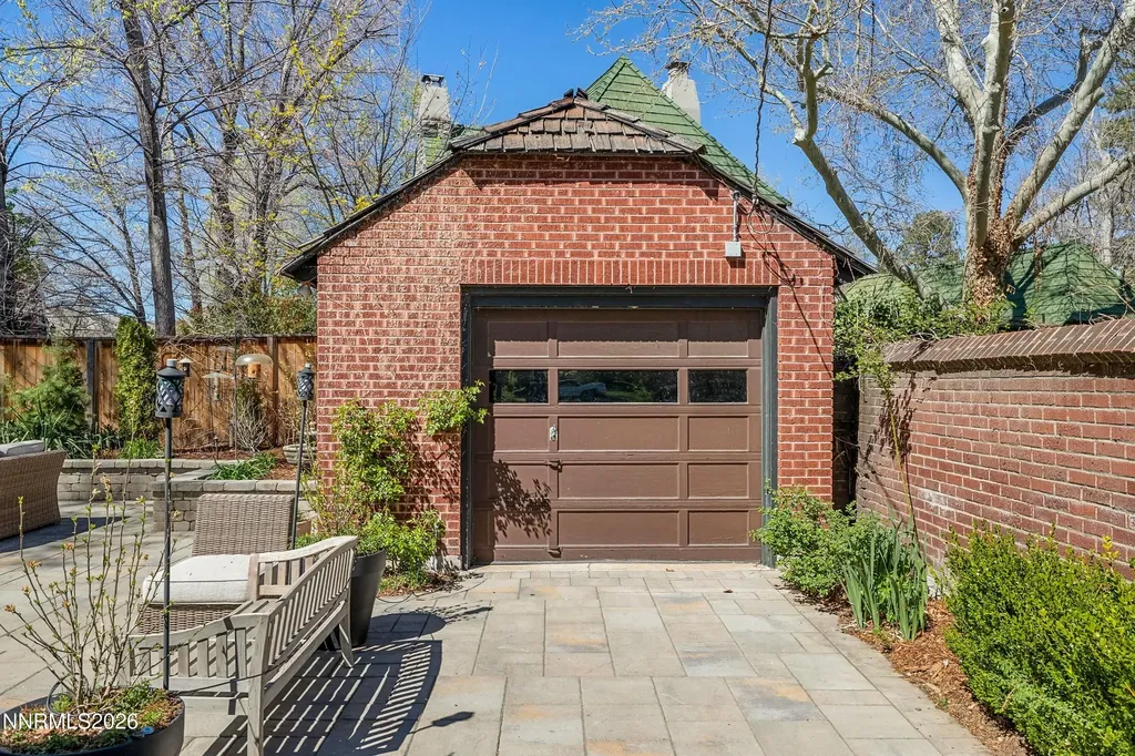 581 Ridge Reno NV 89501