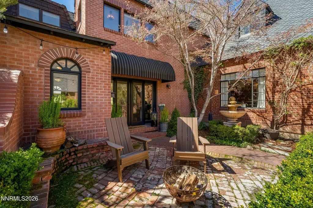 581 Ridge Reno NV 89501