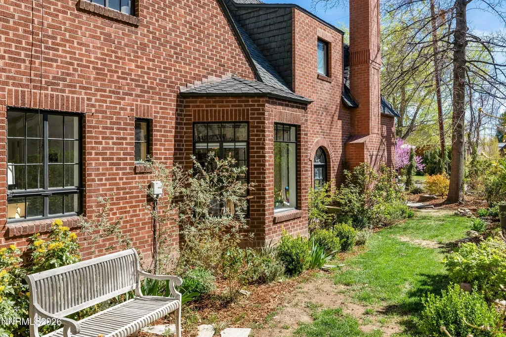 581 Ridge Reno NV 89501