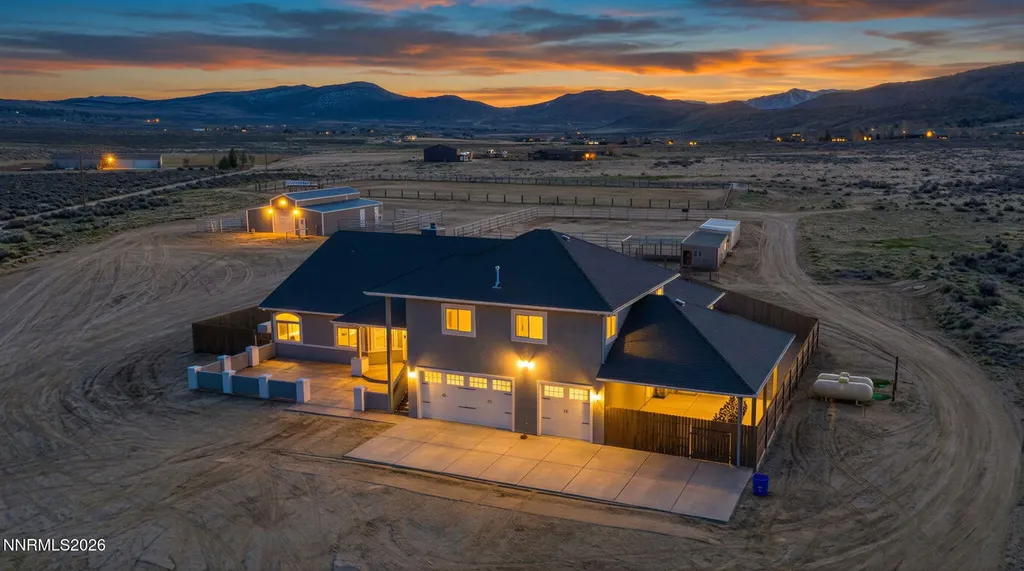 1215 Serpentine Reno NV 89506