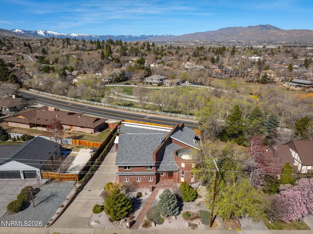 2425 Foley Reno NV 89509