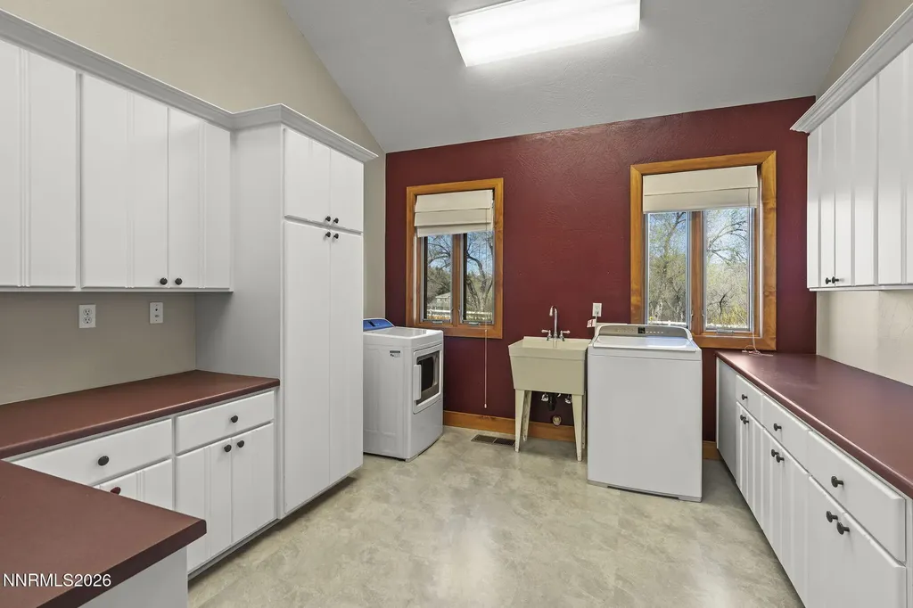 2425 Foley Reno NV 89509