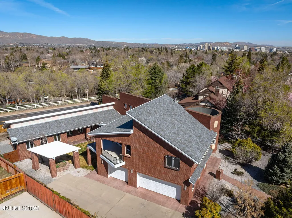 2425 Foley Reno NV 89509