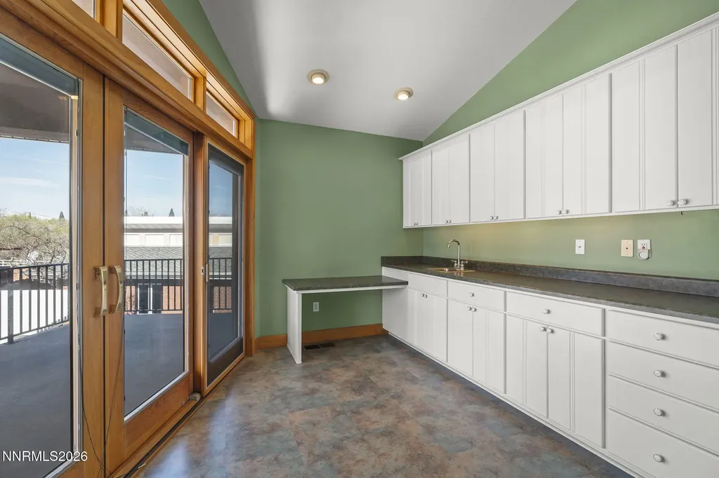 2425 Foley Reno NV 89509
