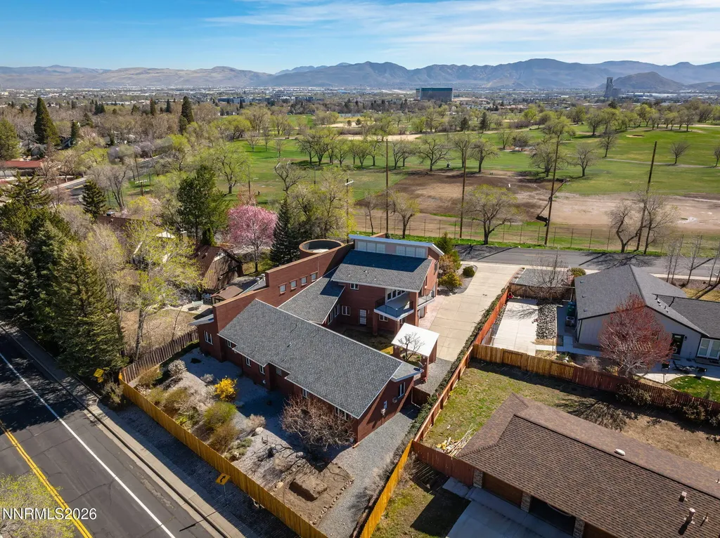 2425 Foley Reno NV 89509