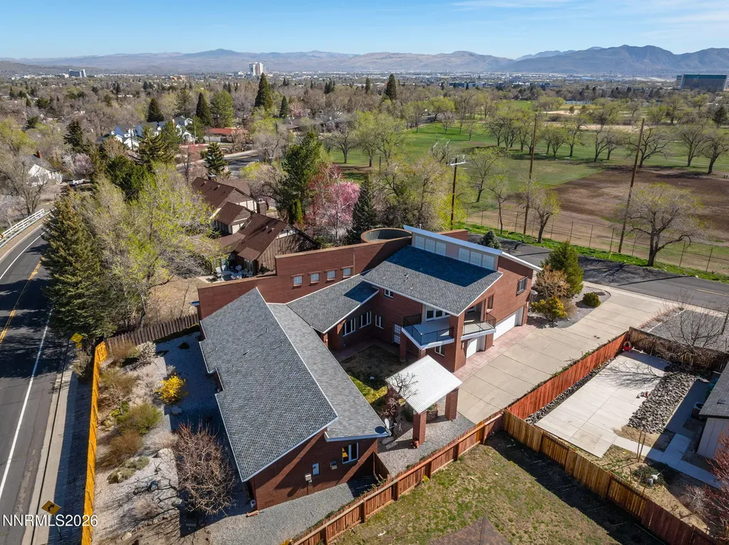 2425 Foley Reno NV 89509