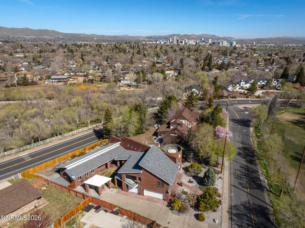 2425 Foley Reno NV 89509