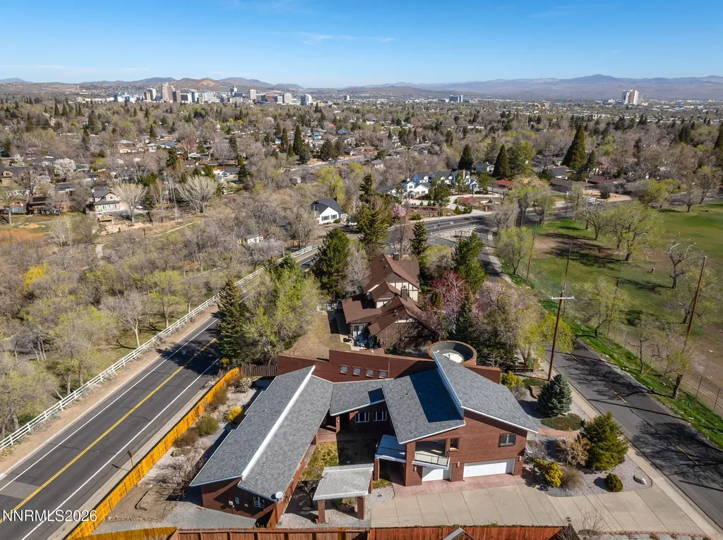 2425 Foley Reno NV 89509