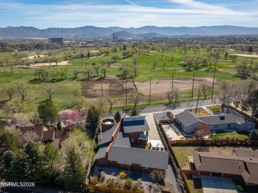 2425 Foley Reno NV 89509