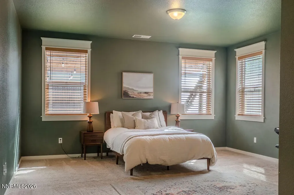 569 Country Hollow Fernley NV 89408