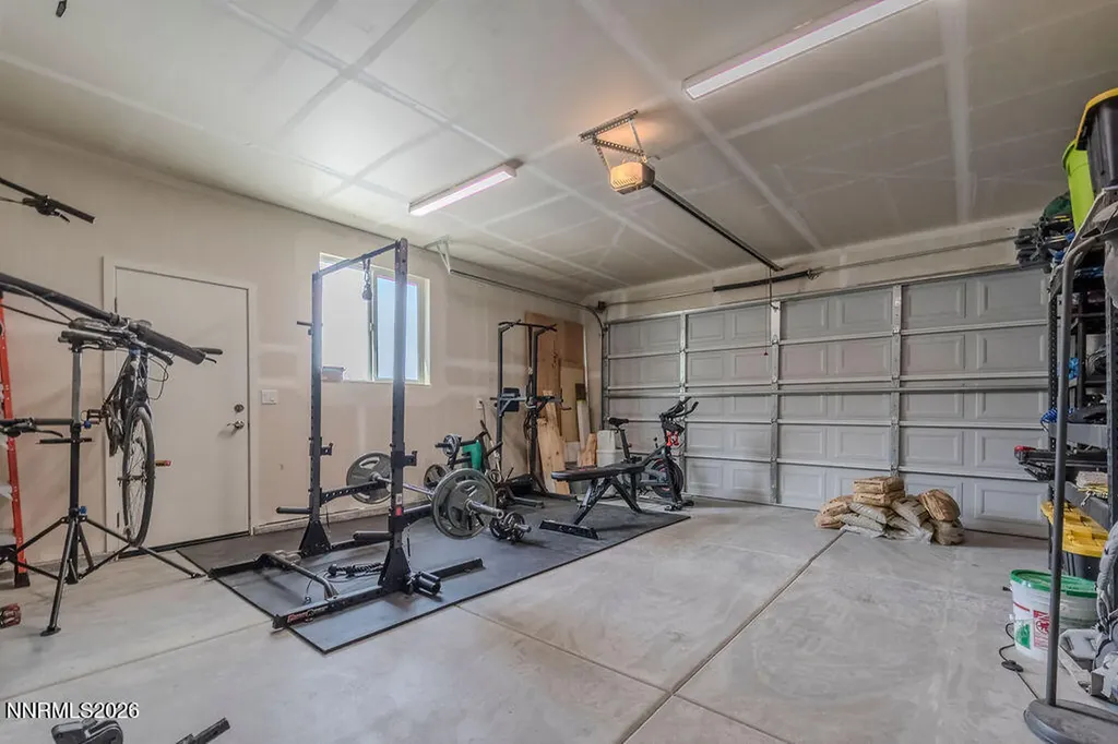 569 Country Hollow Fernley NV 89408
