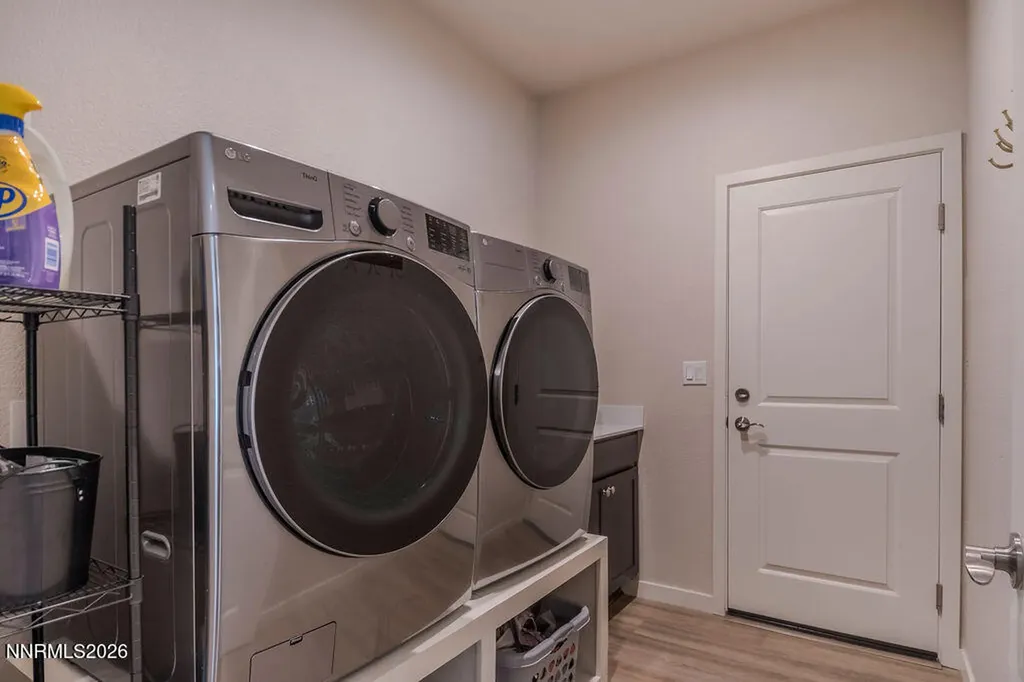 569 Country Hollow Fernley NV 89408