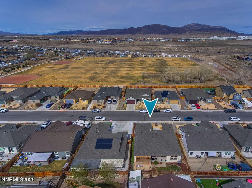 569 Country Hollow Fernley NV 89408