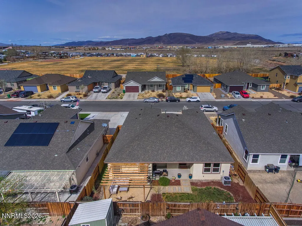 569 Country Hollow Fernley NV 89408