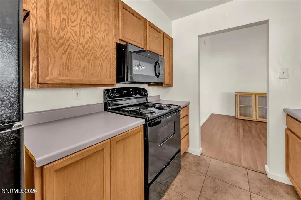 11272 Green Mountain Reno NV 89506