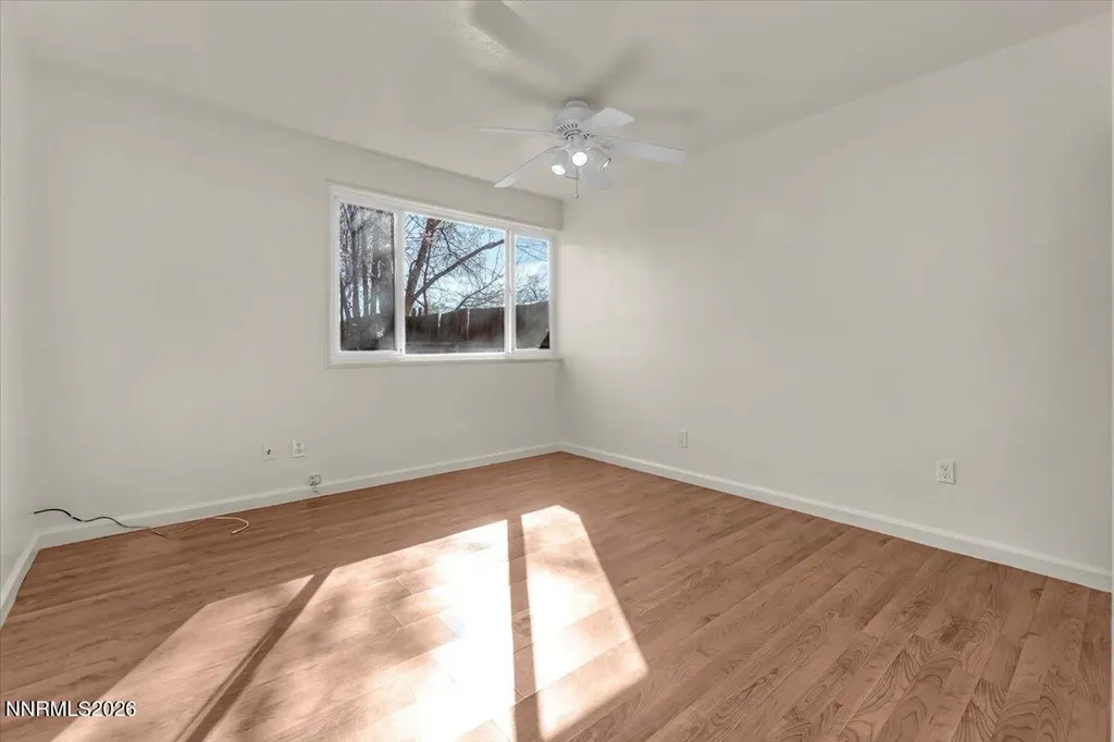 11272 Green Mountain Reno NV 89506