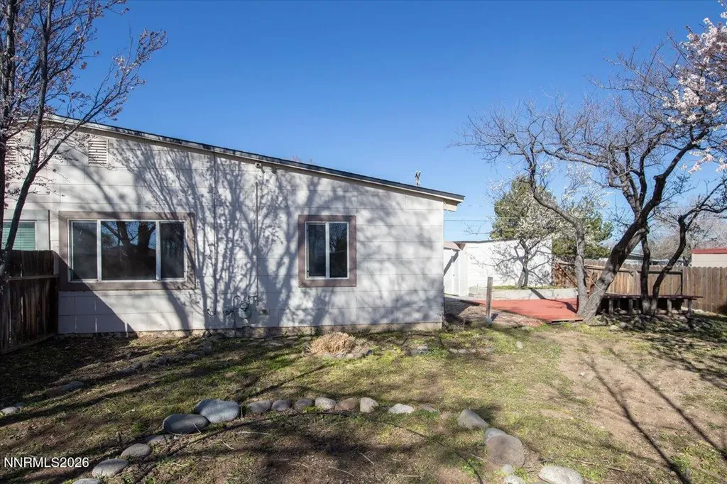 11272 Green Mountain Reno NV 89506