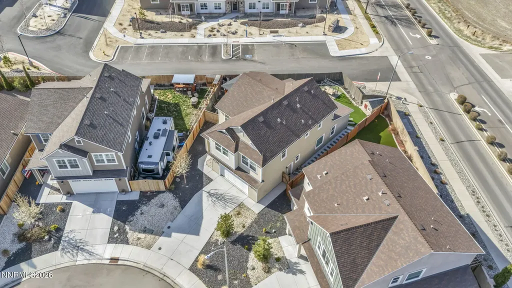 944 Los Alamitos Minden NV 89423