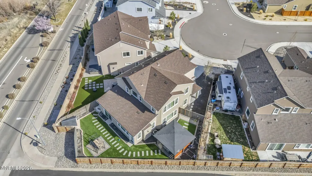 944 Los Alamitos Minden NV 89423
