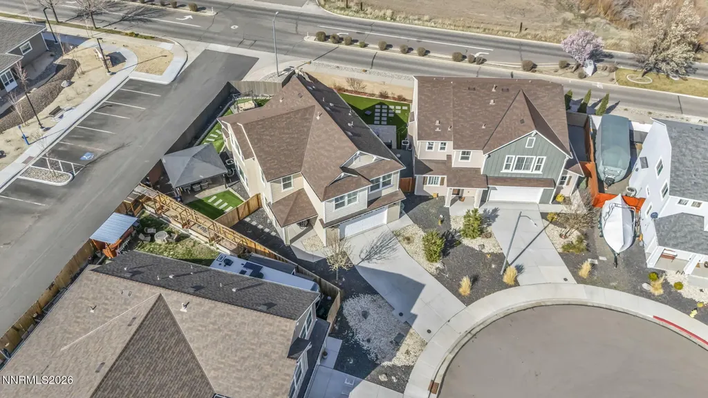 944 Los Alamitos Minden NV 89423