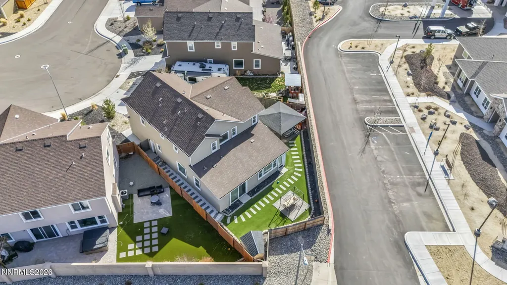 944 Los Alamitos Minden NV 89423