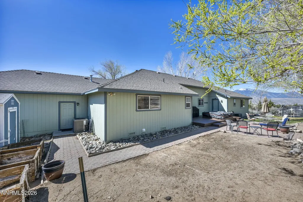 1374 Porter Minden NV 89423