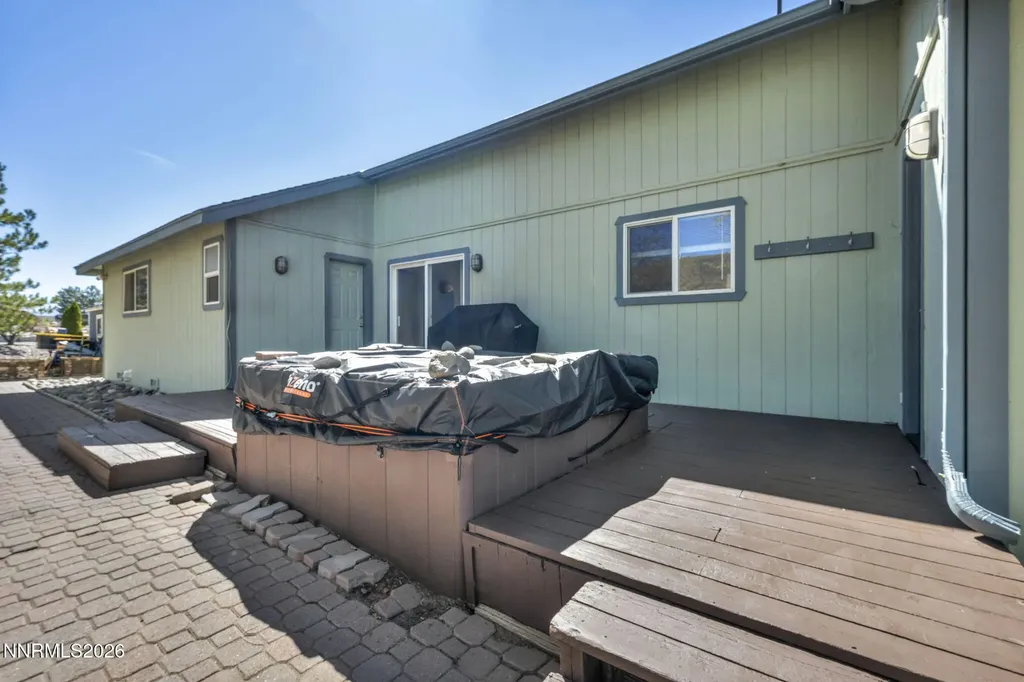 1374 Porter Minden NV 89423