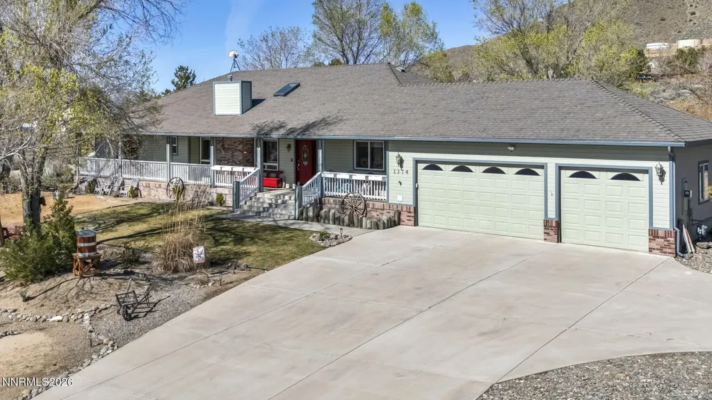 1374 Porter Minden NV 89423