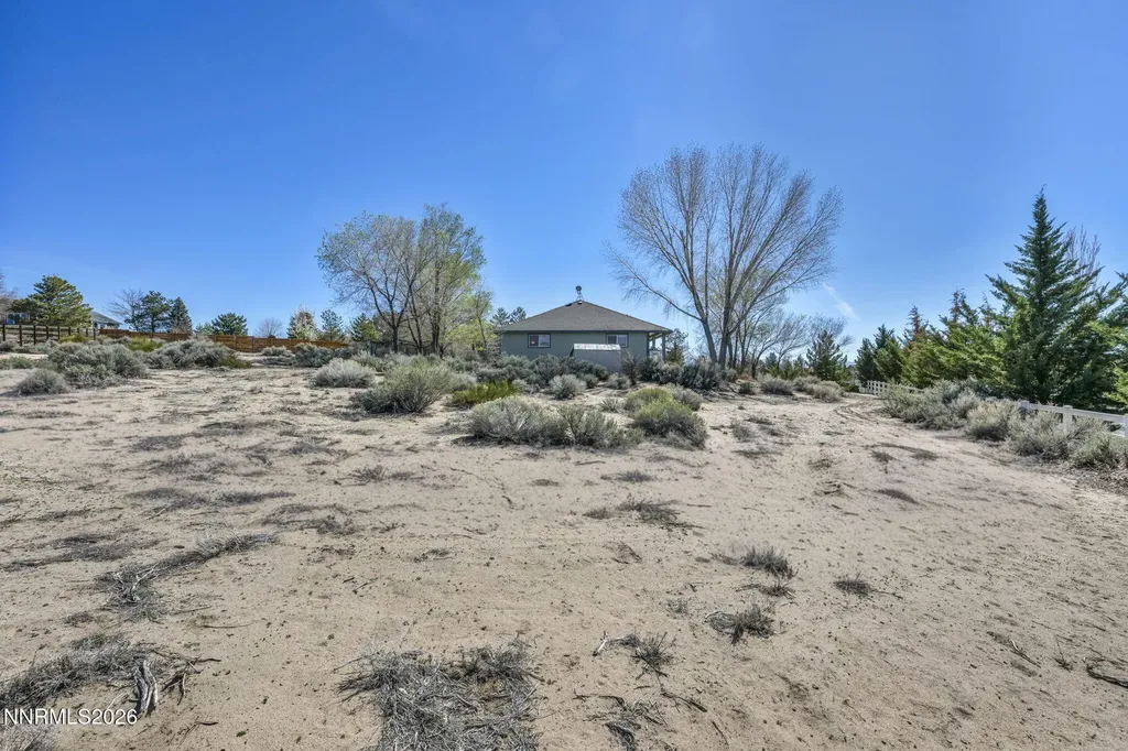 1374 Porter Minden NV 89423