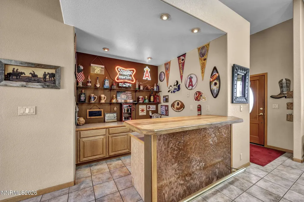 1374 Porter Minden NV 89423