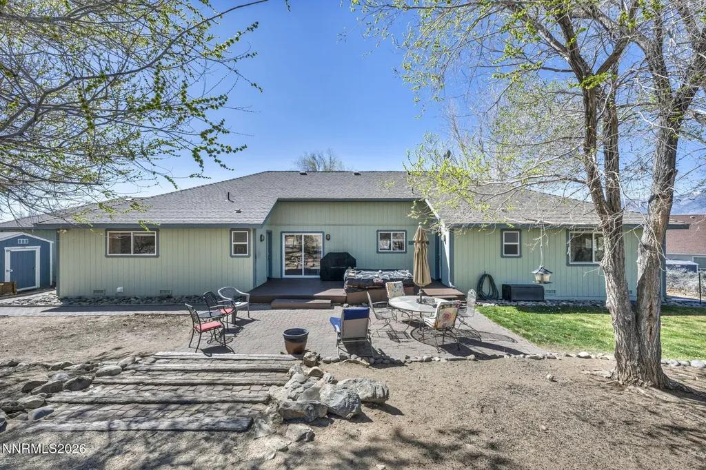 1374 Porter Minden NV 89423