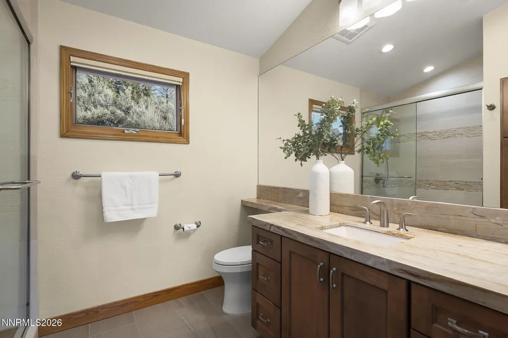 3565 Ashfork Reno NV 89509