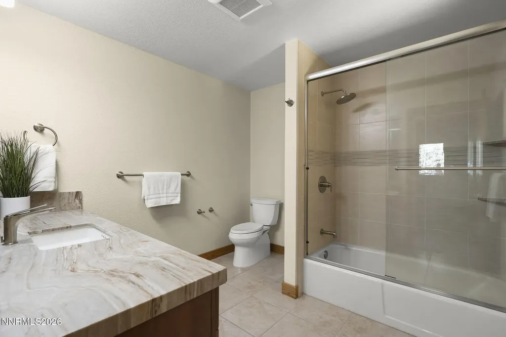 3565 Ashfork Reno NV 89509