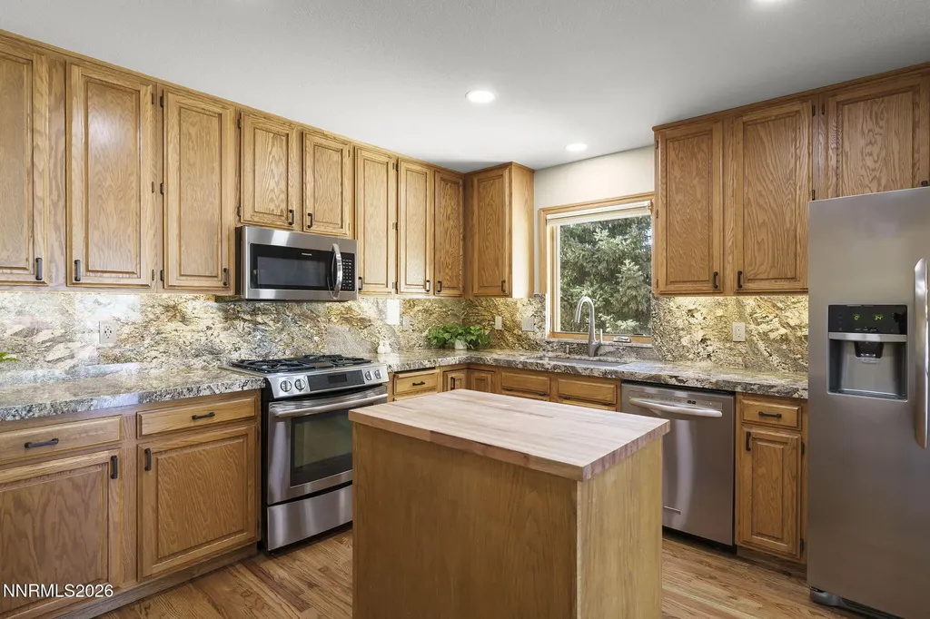 3565 Ashfork Reno NV 89509