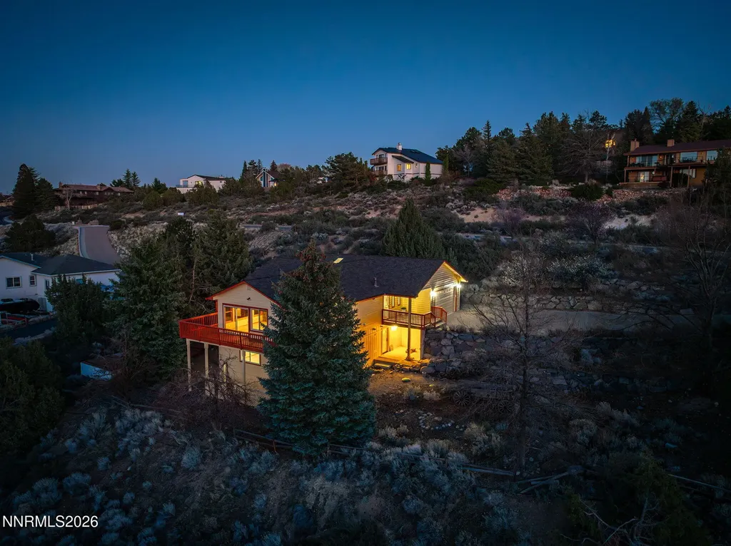 3565 Ashfork Reno NV 89509