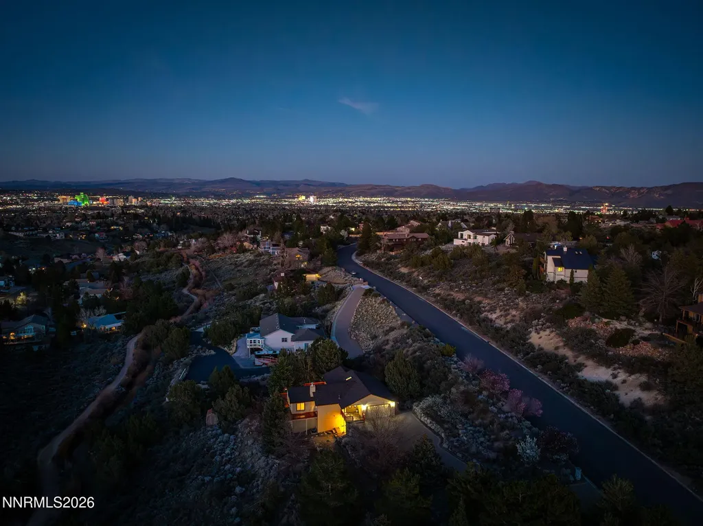3565 Ashfork Reno NV 89509
