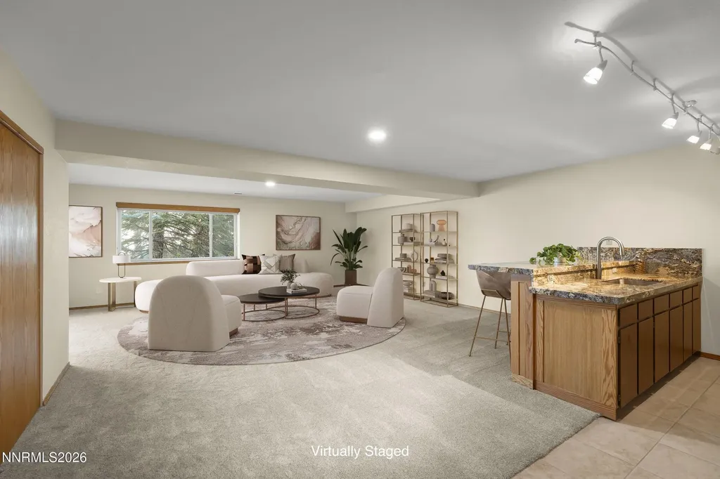 3565 Ashfork Reno NV 89509