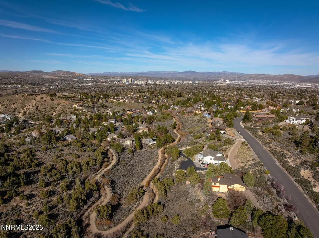3565 Ashfork Reno NV 89509