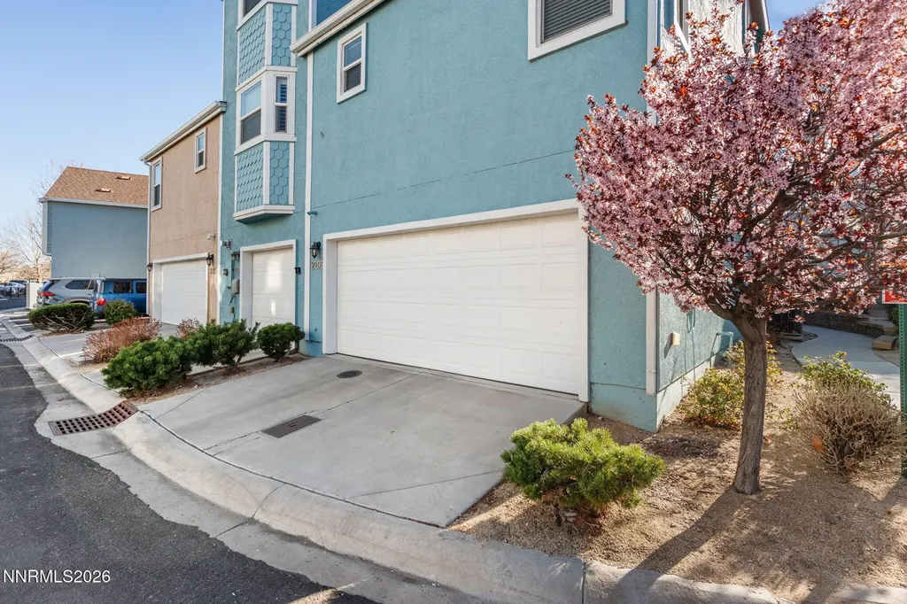 2205 Grosvenor Park Reno NV 89509