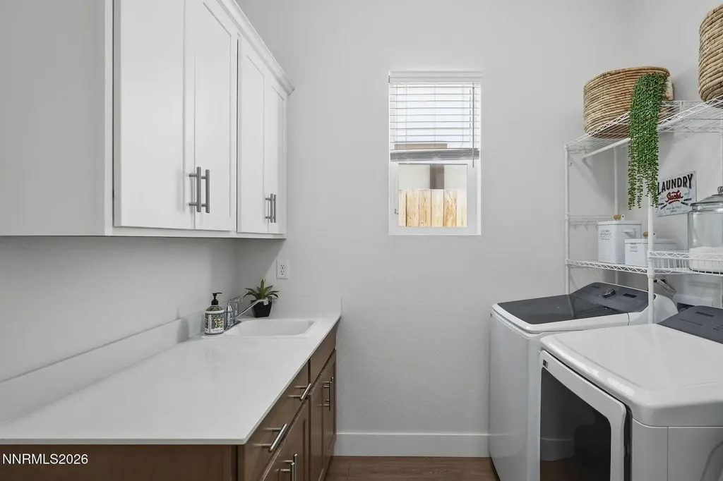 2253 Paint Horse Reno NV 89521