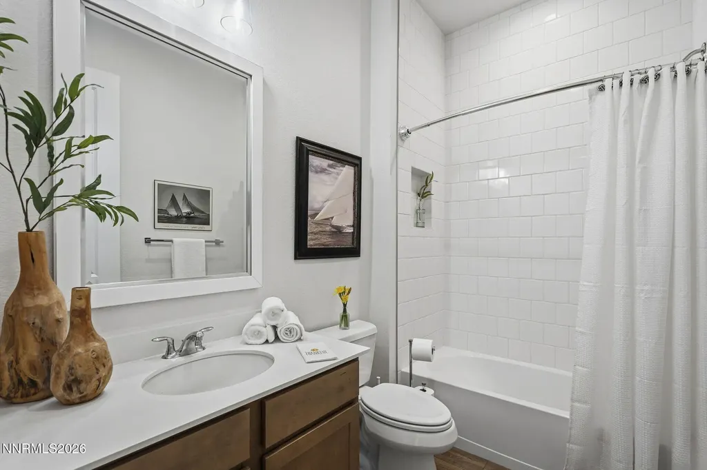 2253 Paint Horse Reno NV 89521