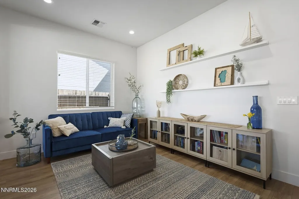 2253 Paint Horse Reno NV 89521