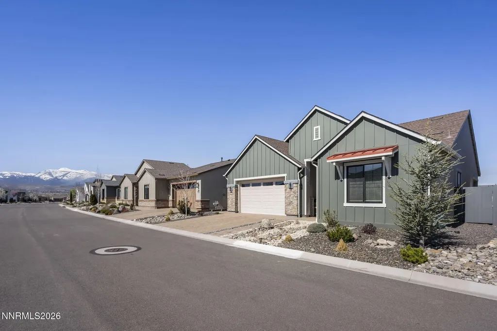 2253 Paint Horse Reno NV 89521