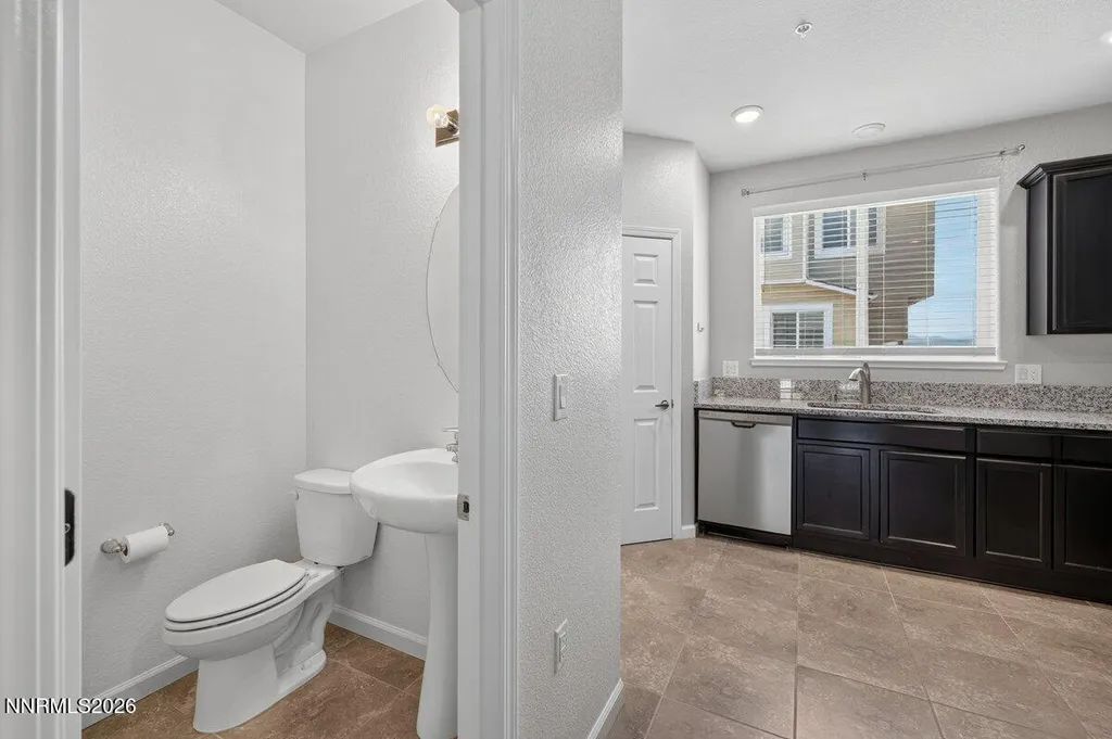 3206 Sterling Ridge Sparks NV 89431