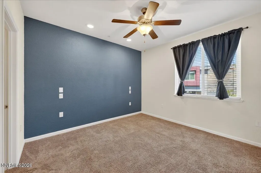 3206 Sterling Ridge Sparks NV 89431