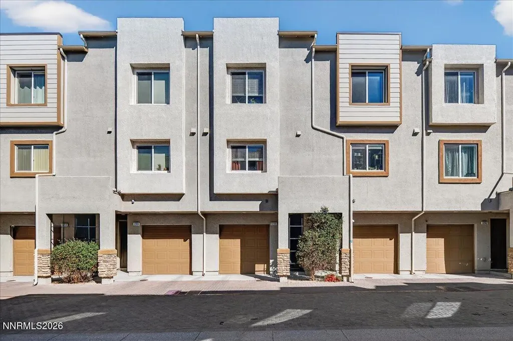 3206 Sterling Ridge Sparks NV 89431